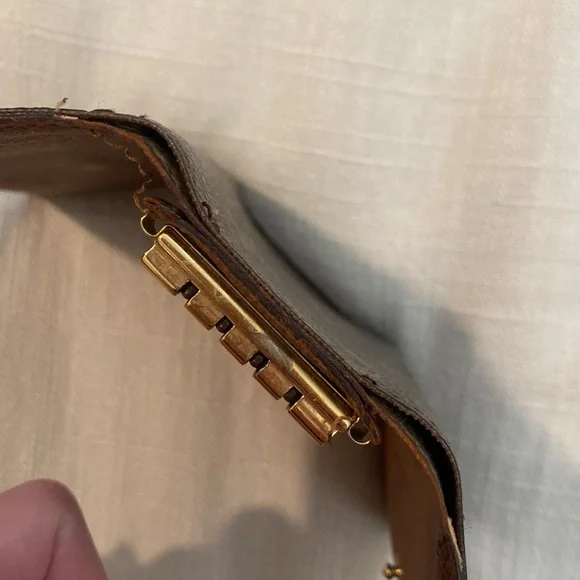 vintage LV key holder - Picture 6 of 6